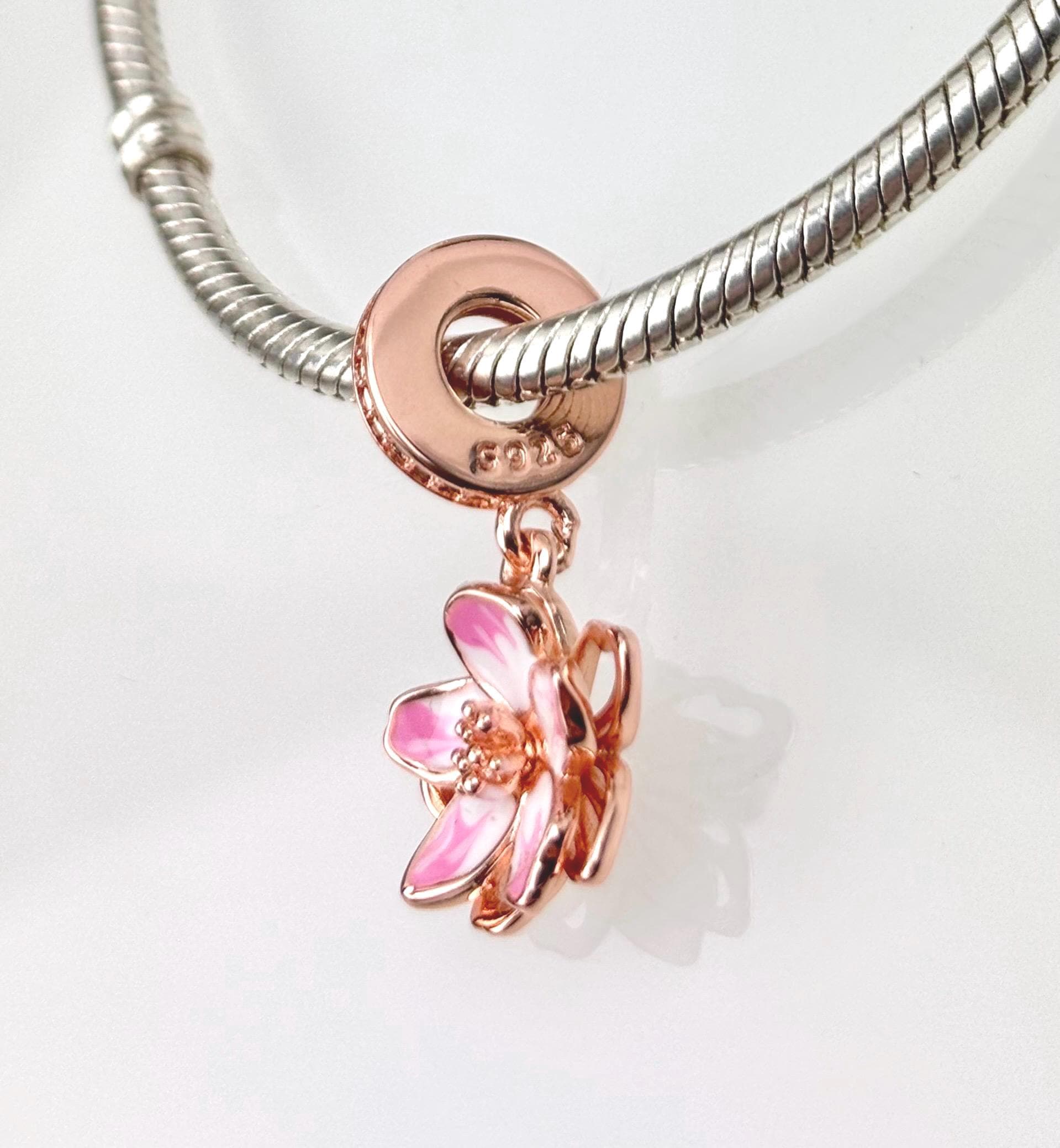 ローズゴールドの桜の花チャーム、925スターリングシルバー、18