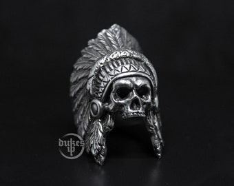 Handmade jawless indian apache skull ring : Oxidized brass and sterling silver skull rings. Perfect gift for your loved ones