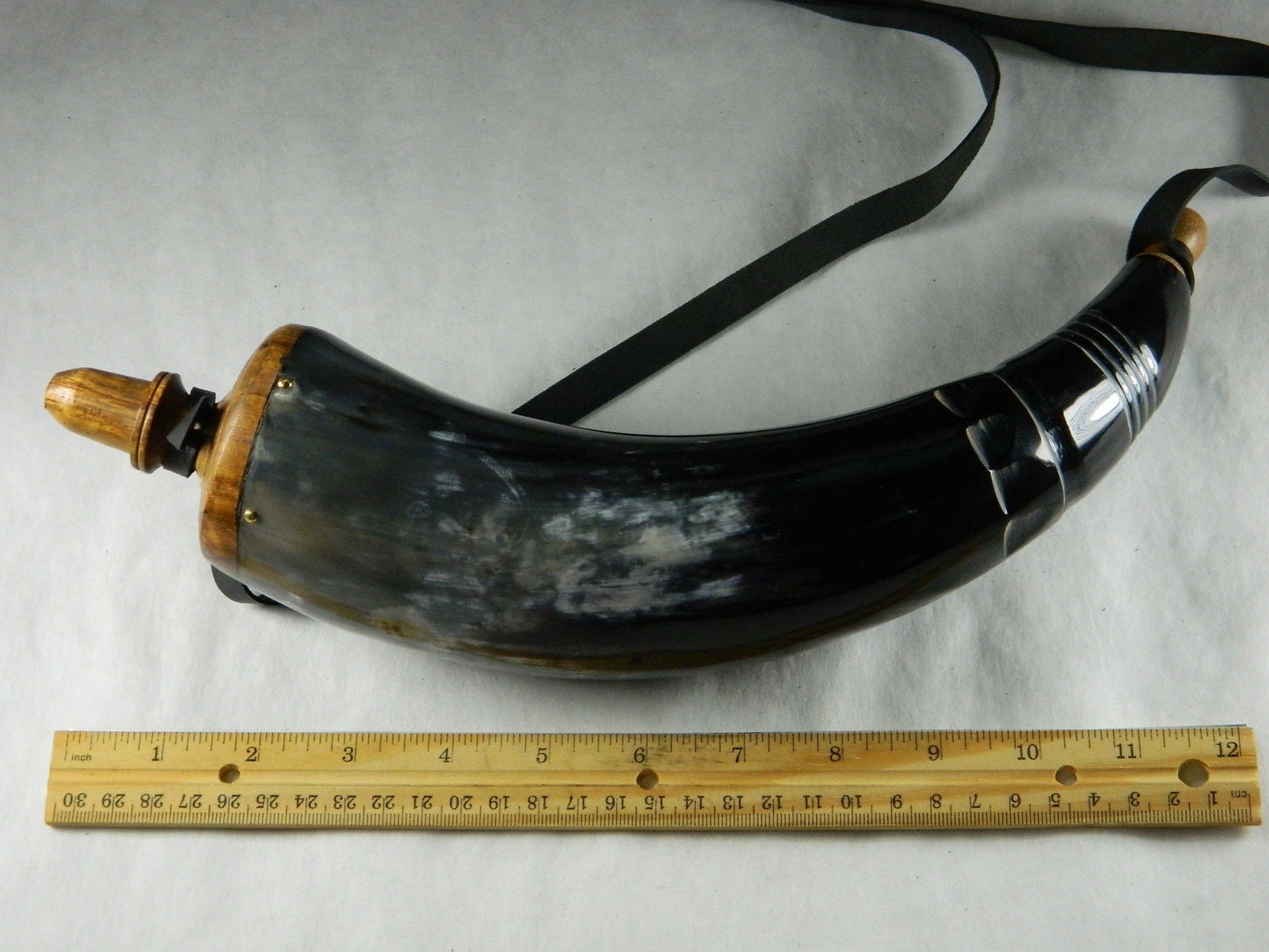 Large Black Powder Powder Horn Vintage Styled Cow Bull Horn Etsy
