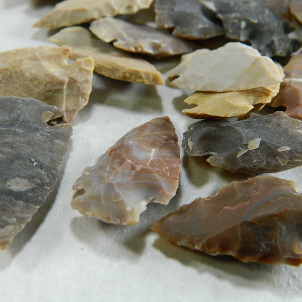 Stone Arrowheads - Native American Agate Hand Made Arrowheads - #1 Quality Arrowhead Spearheads Education & Collectibles - 2 per order #84