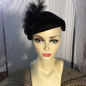 Vintage black rayon velvet Juliette- style hat with beading and feathers