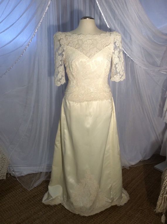 Vintage 1980’s Alencon/ Chantilly lace and ivory … - image 2