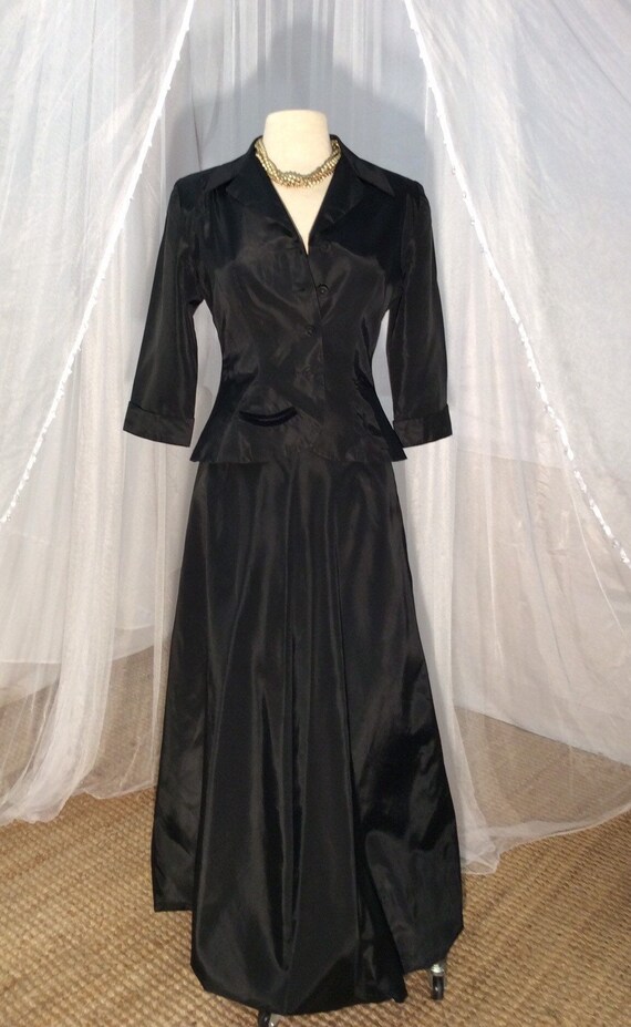 Vintage 1950/1960 stunning black taffeta jacket wi