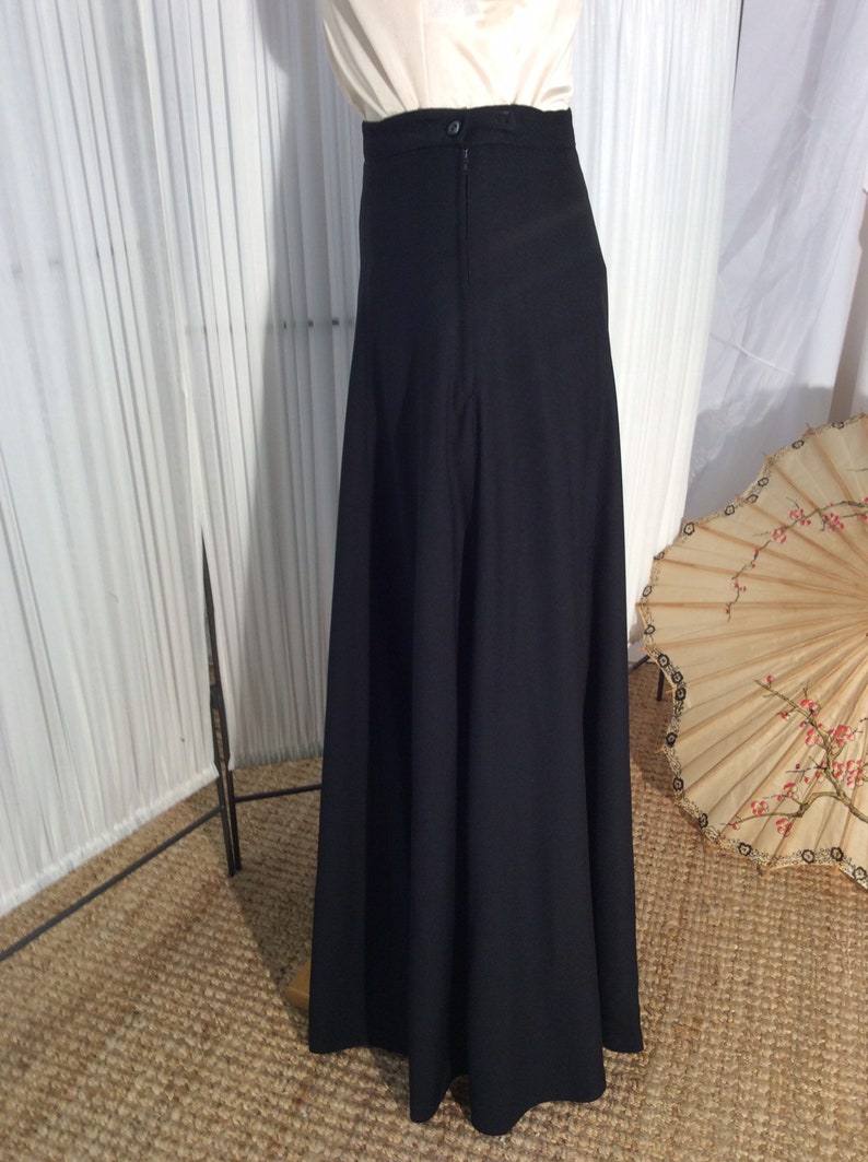 black rayon crepe skirt Vintage Adelaar 60/'s floor length sweeping