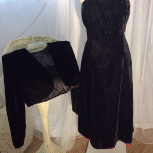 Vintage 80s Jessica McClintock and Scott McClintock black velvet gown and bolero image 7