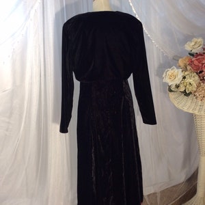 Vintage 80s Jessica McClintock and Scott McClintock black velvet gown and bolero image 5