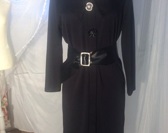 Vintage 70’s black dress with large collar and long sleeves