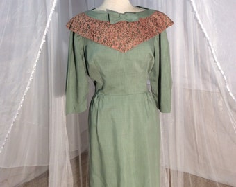 Vintage 1950’s sage green cotton & silk day dress with peach lace collar