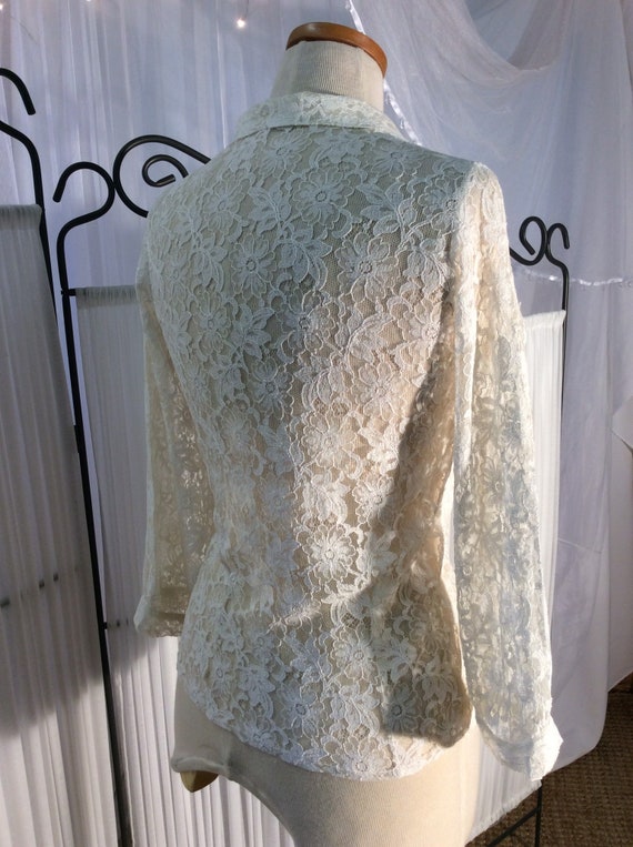 Ivory vintage 50s cotton lace blouse with tie fro… - image 3