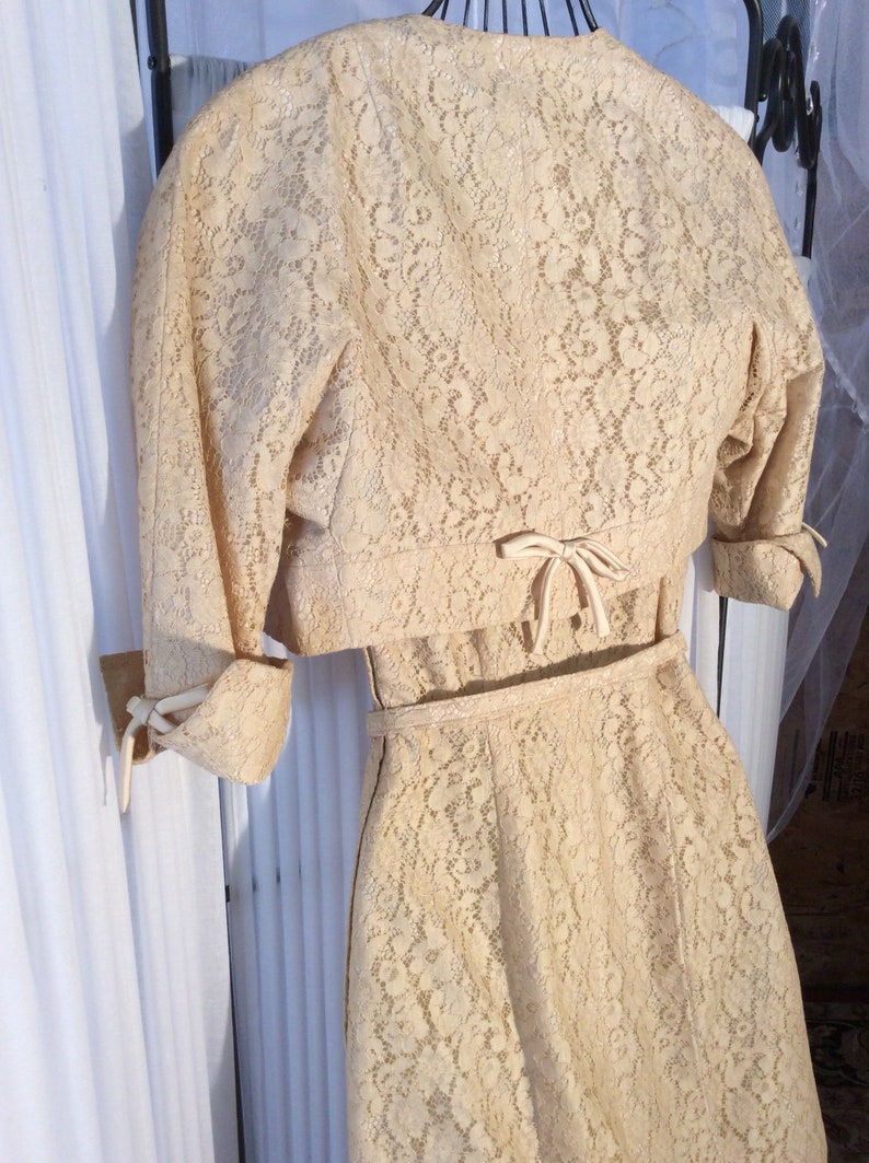 THE ZANTE COTTON LACE DRESS - BEIGE