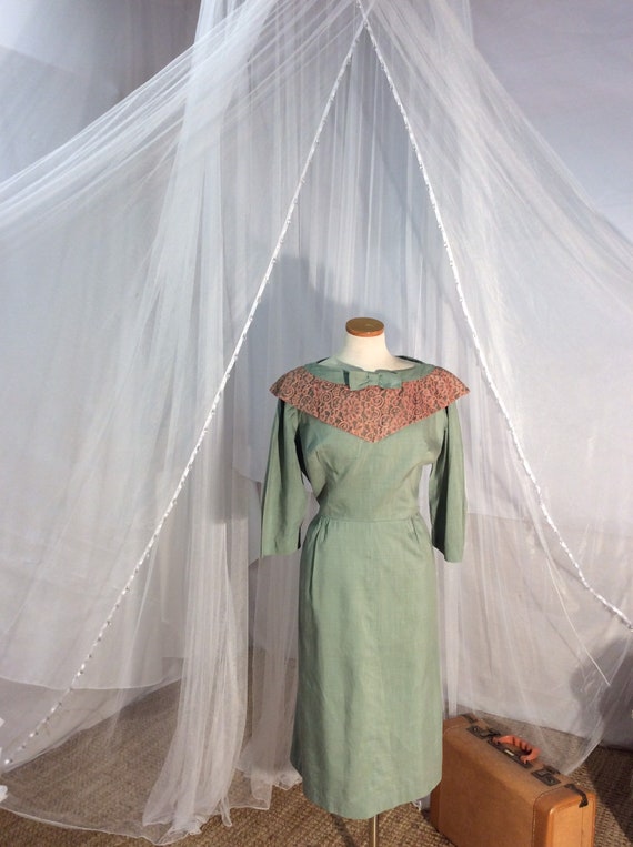 Vintage 1950’s sage green cotton & silk day dress… - image 3