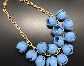 Vintage Early Celluloid 1930s Turquoise Blue Flower Bib Celluloid Chain Necklace