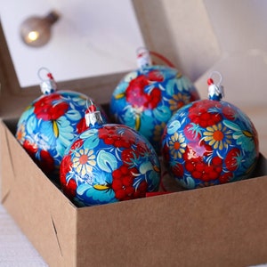 Set of 4 Hand-painted Christmas Ornaments 2.4 in, Handmade Ukrainian Christmas Tree Balls, Blue & Red Flower Christmas Baubles