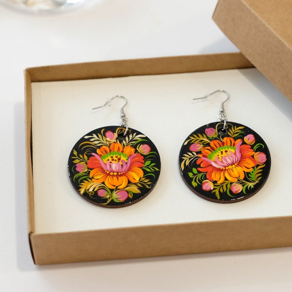 Wooden dangle earrings, Hypoallergenic wooden earrings, Lightweight circle earrings, Painted orange flower earrings, Unique wooden jewelry