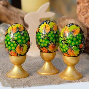 Ukrainian wooden Easter eggs - Handmade Ukrainian Pysanky eggs with green flowers, Painted decorative egg ornaments, Easter basket stuffers