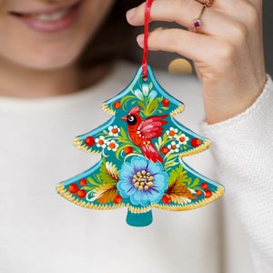 Kardinal-Weihnachtsverzierung, handgemachte hölzerne Weihnachtsbaumverzierung, Ukrainische Verzierung mit gemaltem rotem Kardinal, Handgemalte Verzierungen