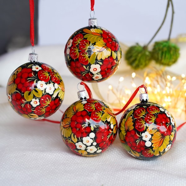 Christmas ornament set of 4 Hand-painted Ukrainian Christmas ornaments 2.4 in - Handmade Strawberry tree balls set, Petrykivka baubles set