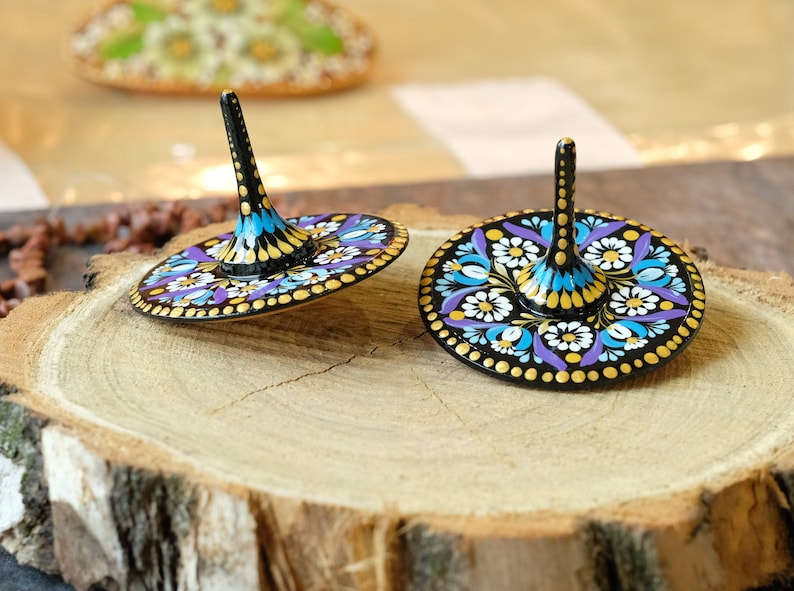 Wooden spinning top, Unique fidget spinner, Hand spinner fidget Wooden spinning top, Unique fidget spinner, Hand spinner fidget
