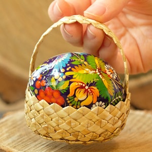 Ukrainian pysanky egg, Wooden Easter egg, Hand-painted Fairy bird egg, Unique decorative egg, Painted egg ornament, Pigeon wooden egg egg with basket