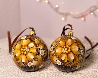 Hand-painted Christmas ornament, 3.14 in, Ukrainian Christmas ornaments, Petrykivka Christmas tree baubles, Unique flower tree balls