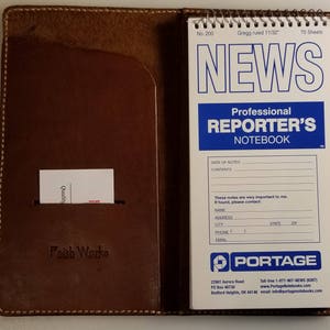 Portage Reporter anteckningsbok i läder, även för vänsterhänta!