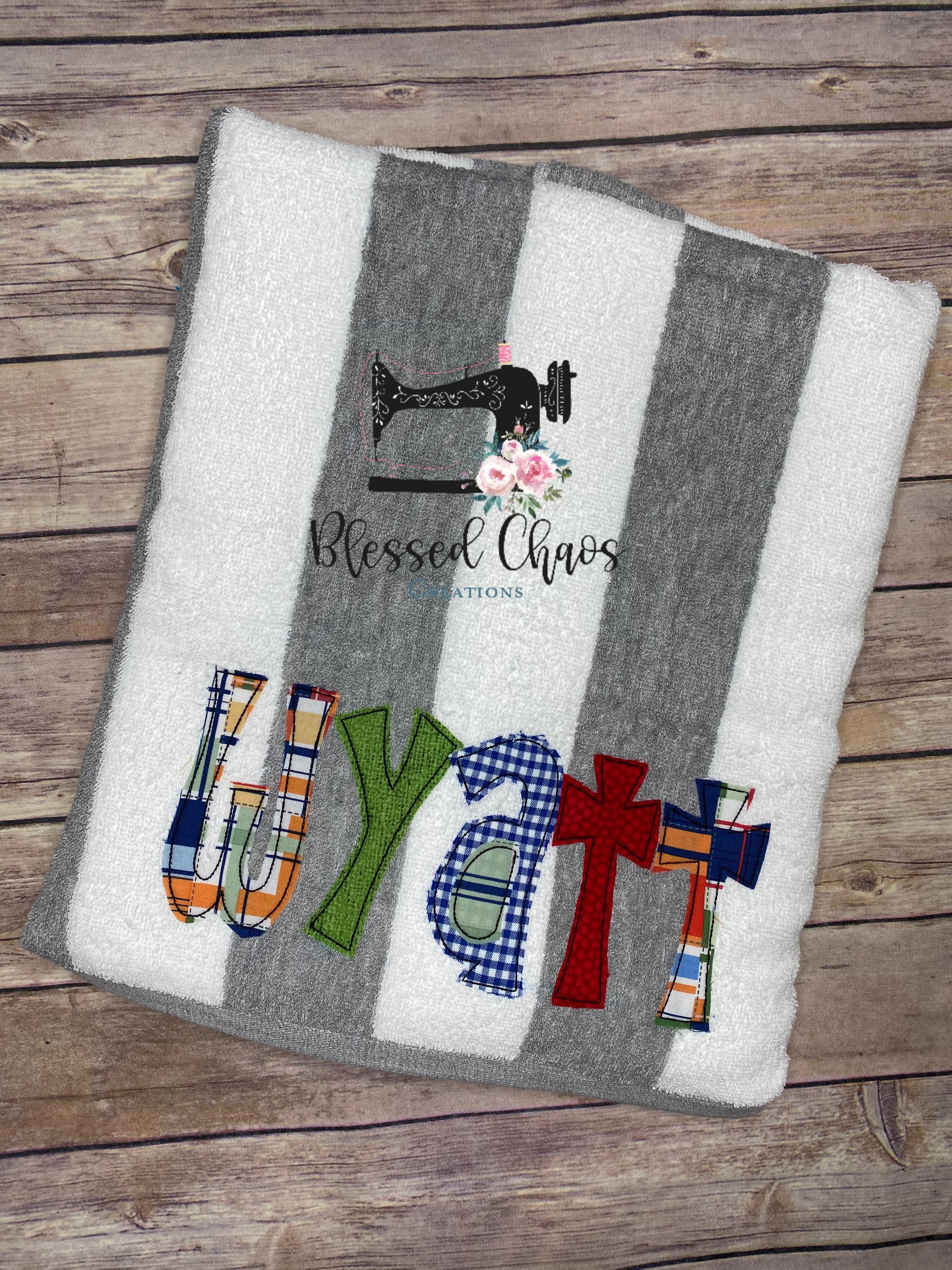 Personalized Beach Towel, Monogrammed Beach Towel, Fabric Name Beach Towel, Kids Pool Towel, Custom Embroidered Beach Towel, Applique Towel