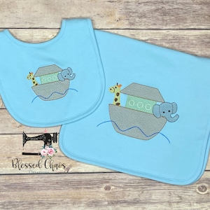 Noah&#39;s Ark Baby Bib and Burp Rag Set, Personalized Baby Bib Burp Cloth Set, Religious Baby Gift, Noah&#39;s Ark