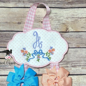 Personalized Embroidered Girls Hair Bow Holder, Ribbon Bow Holder, Floral Bow Organizer, Girls Room or Nursery Decor, Hair Clip Organizer