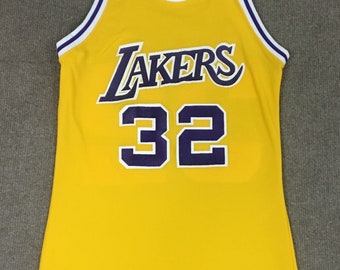magic johnson retro jersey