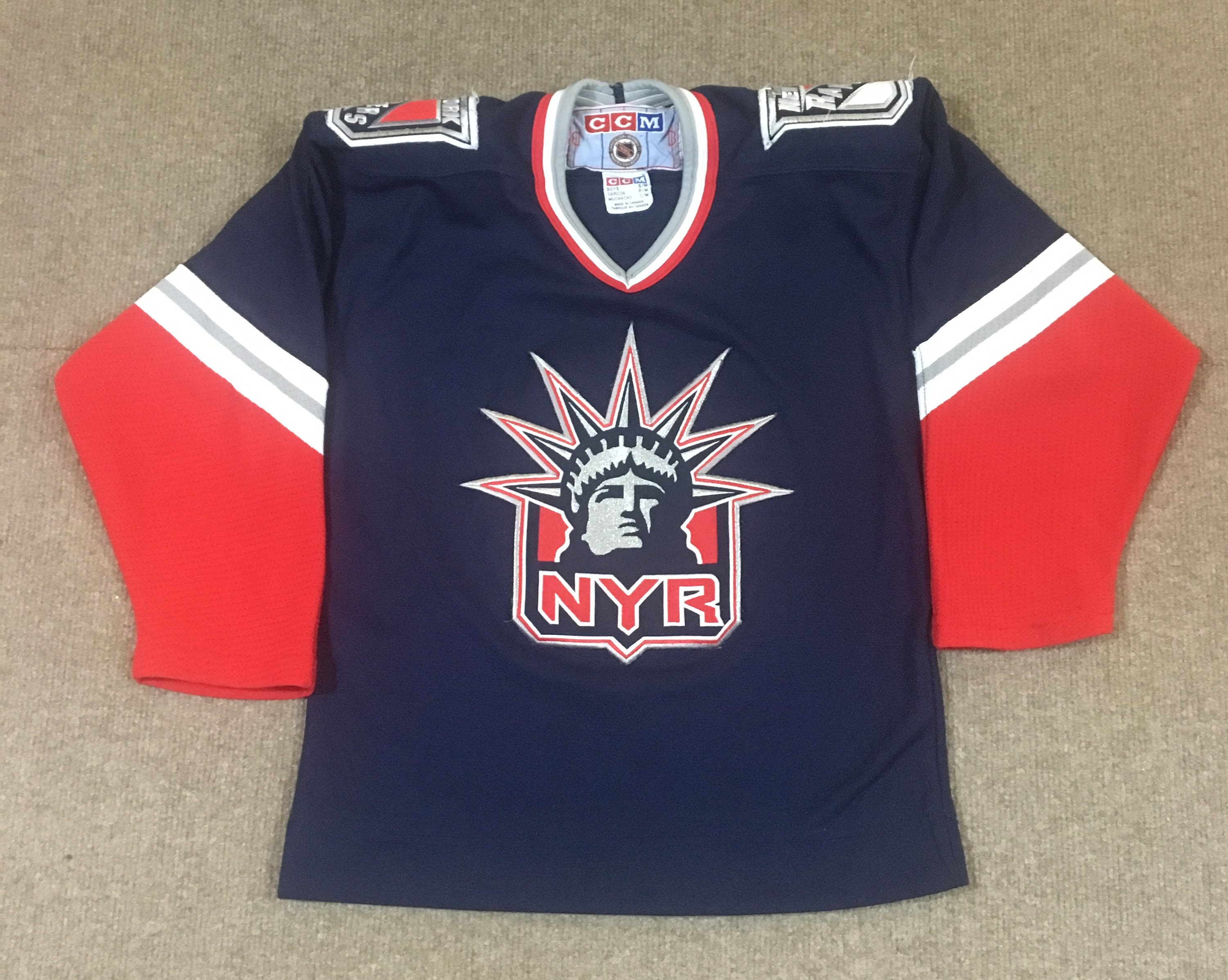 nyr statue of liberty jersey