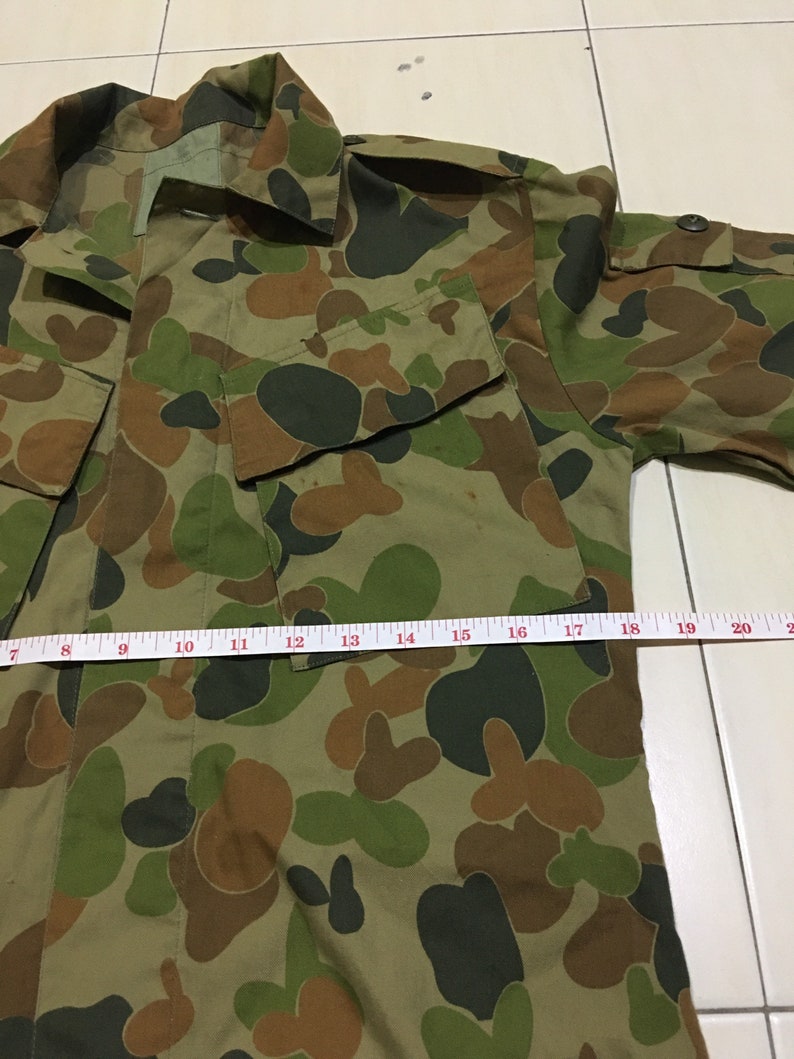 Vintage Duck Camo Victoria Army Jacket