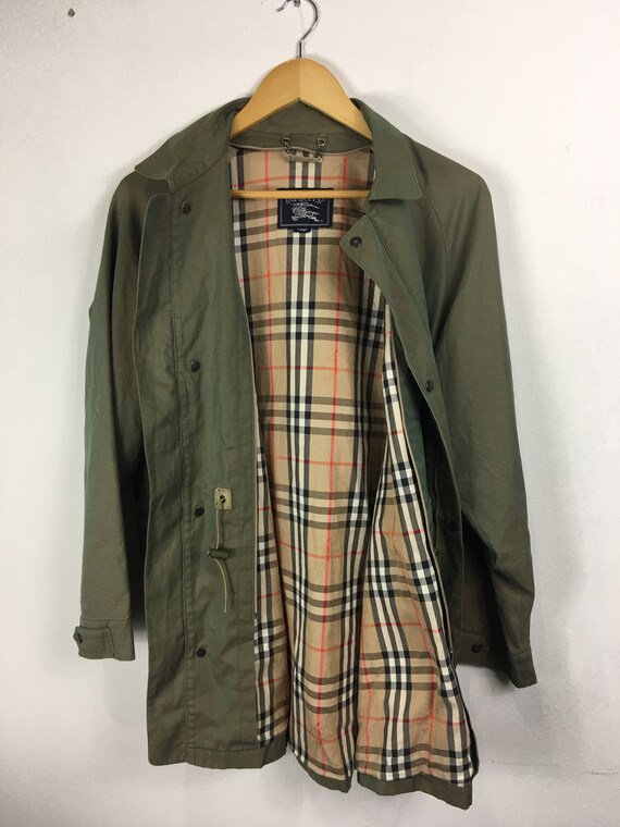 dwayne johnson burberry jacket
