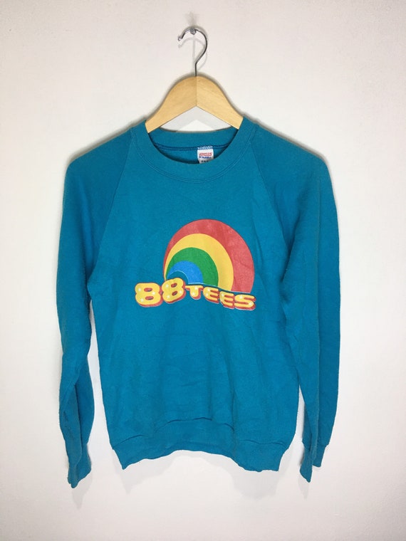 Vintage 88 Tees Rainbow sweatshirts