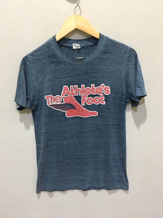 Vintage The Athletes Foot Wings design like nike … - image 1