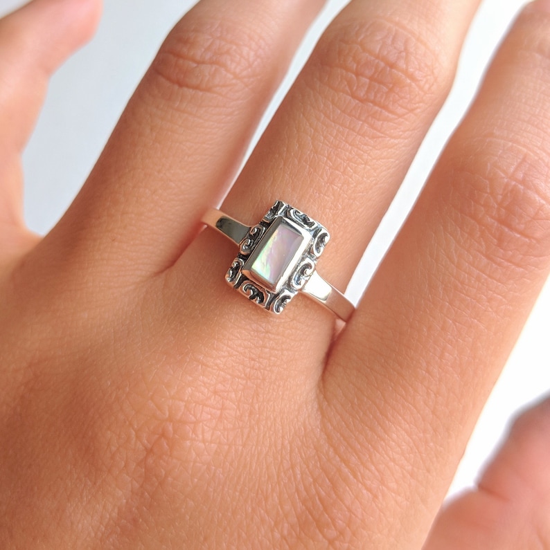 sister or best friend mother of pearl ring promise ring -gift for daughter MOP ring antique ring pink shell ring 925 vintage ring