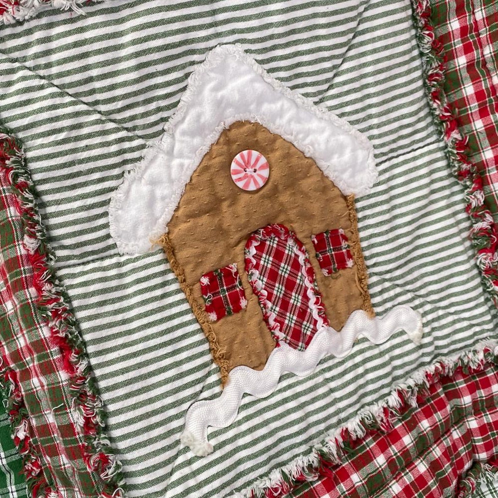 Gingerbread Quilted Throw Pattern + Twin/queen Options - Digital ...