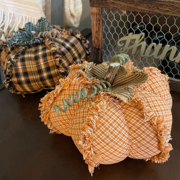 Homespun Ragged Pumpkins Pattern - DIGITAL