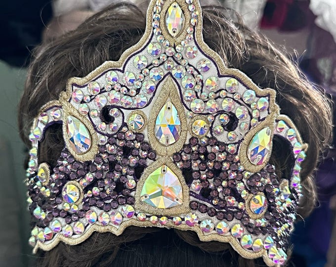 Featured listing image: Oireachtas Crown