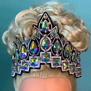 Oireachtas Crown