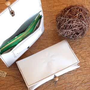 ¡Mapas Bringbacco en piel real de la artesanía canapart hecha en Salento! Blanco, New10