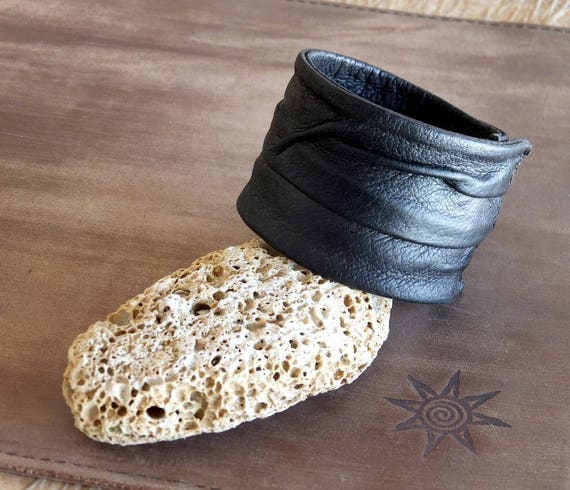 S.J Handicraft Brown Leather Bracelet For Mens At ₹ 25/piece In New - Foto 6