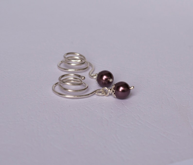 freshwater pearl also available in hypoallergenic chain on demand fake Nipples piercing