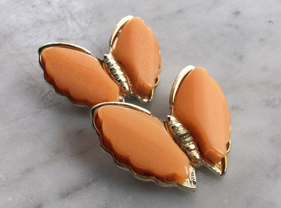 Vintage Peach Orange Lucite Thermoset Butterfly G… - image 3