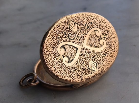 Two Name Engraved Antiqued Heart Pendant Two Name Engraved Antiqued Heart Pendant