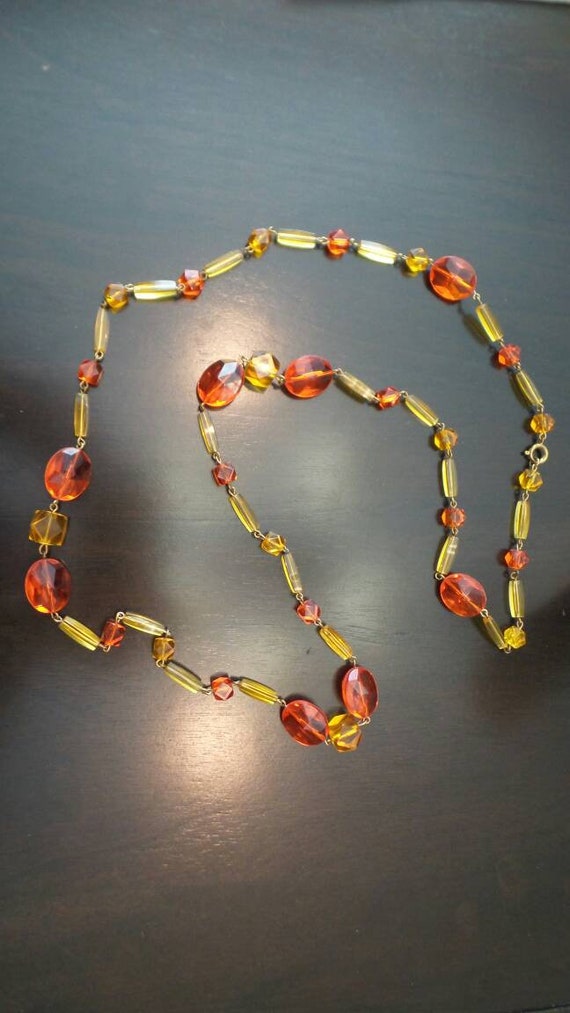 Yellow and Orange Bead Necklace - image 5