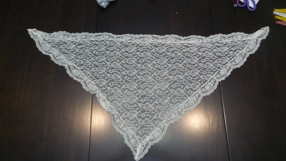 White Lace Triangle Scarf, Lace Wedge Scarf, Whit… - image 5