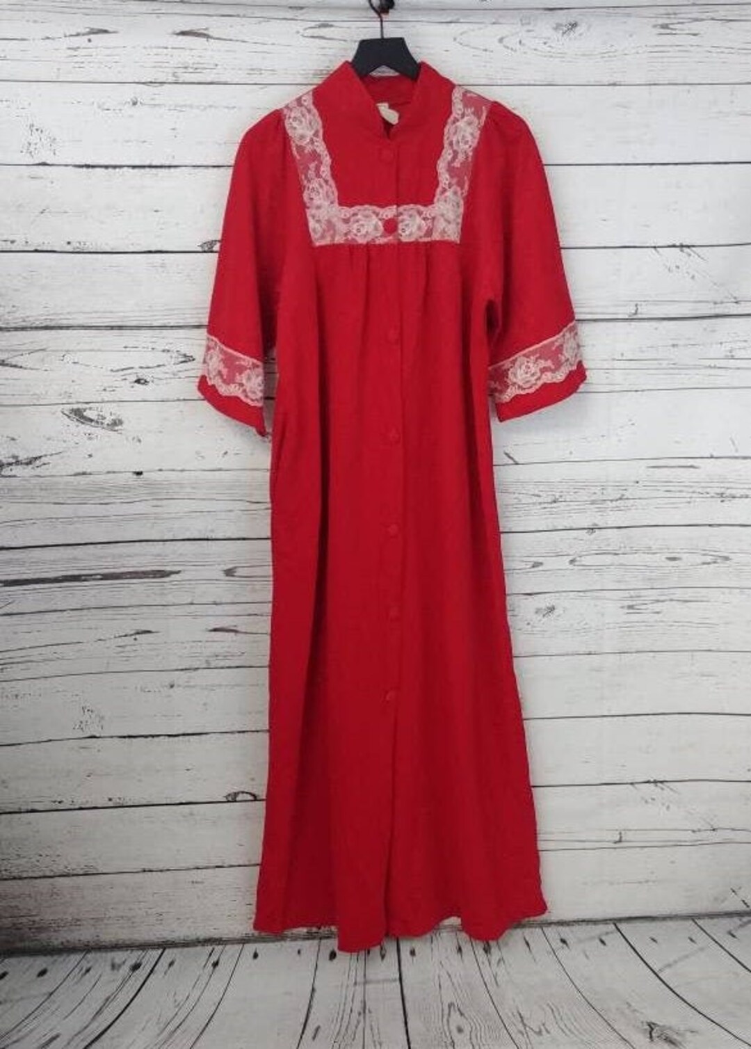 Vintage JC Penny Red Housecoat With White Rose Lace, Vintage Full