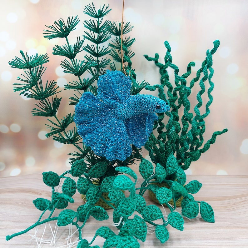 Add a touch of aquatic charm to your home. Easy-to-follow Siamese Fighting Fish crochet pattern for both beginners and experts.