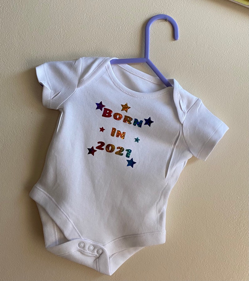 new born Born in 2021 baby vest,new baby baby shower present baby shower baby brother baby sister new baby,personalise baby vest
