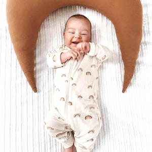 Stillkissen mit einem honigfarbenen Reißverschluss | Stillen Artikel | Babys kommen auf den Bauch | Neugeborenen Stütze | Kinderzimmer Dekor | Babyshower Geschenk